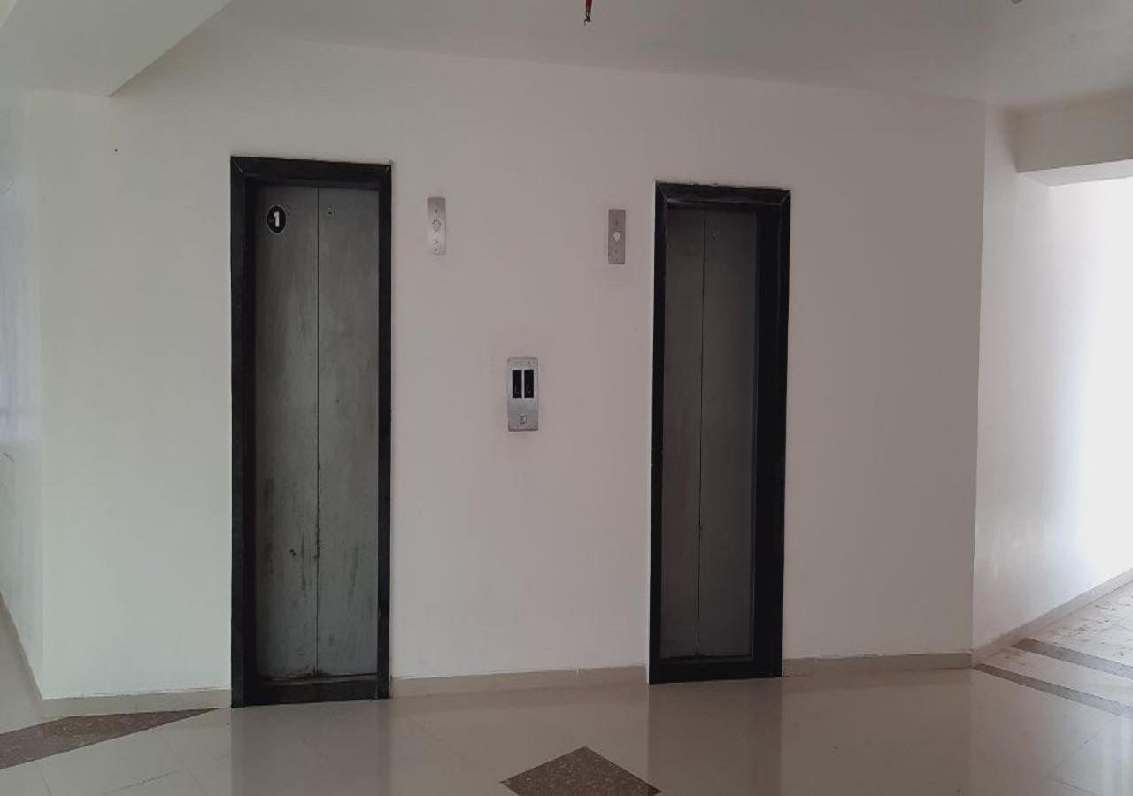 דירות אינדורה Staeg Skyline View 3Bhk - 1404 מראה חיצוני תמונה