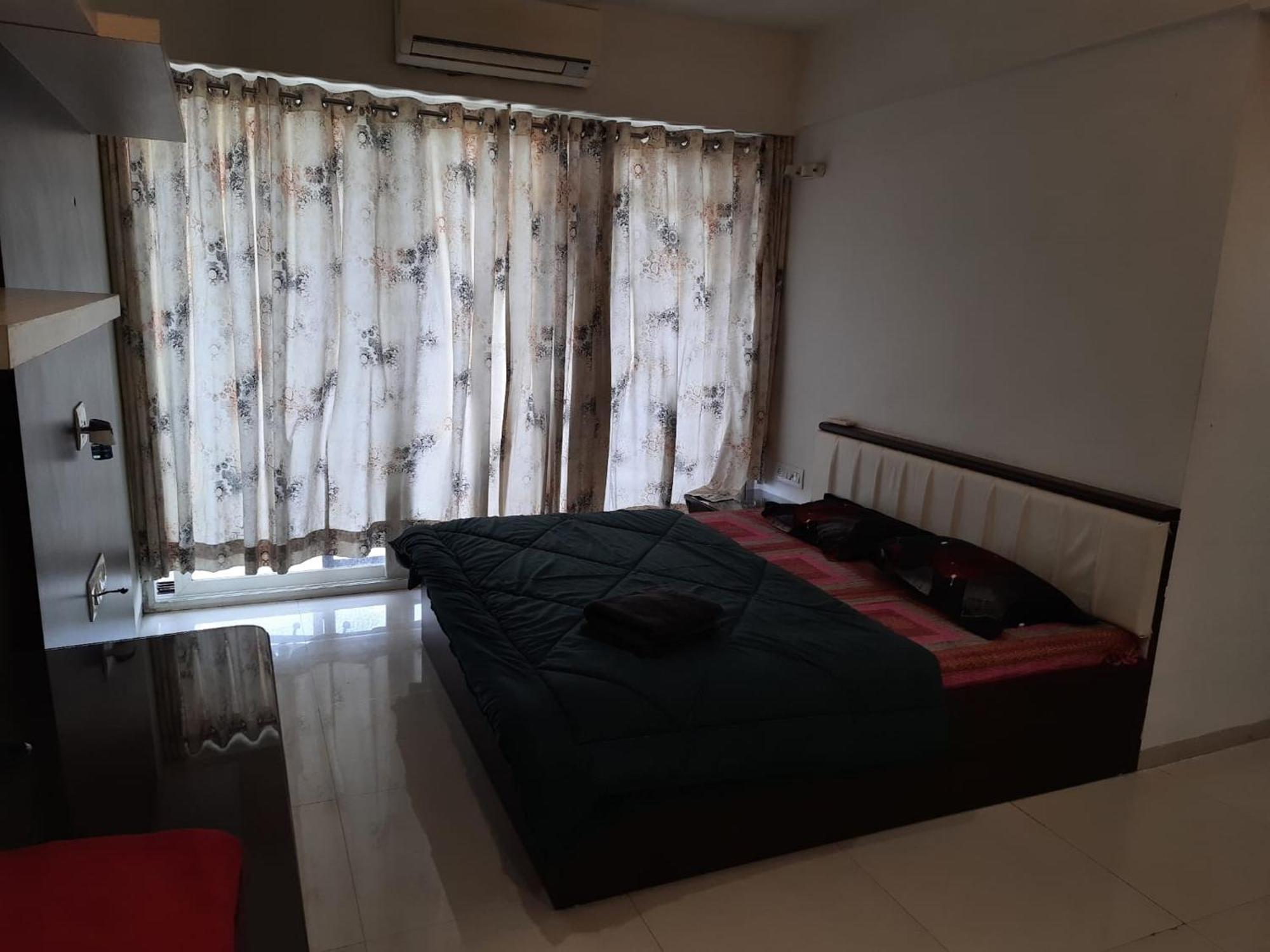 דירות אינדורה Staeg Skyline View 3Bhk - 1404 מראה חיצוני תמונה